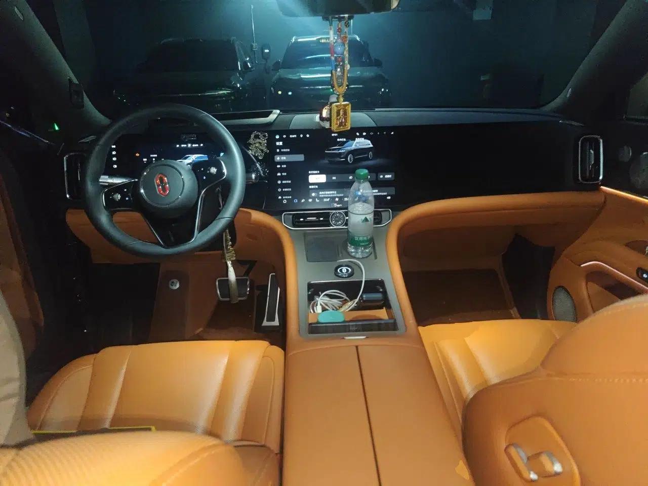 Hima AITO M9 2024 Range-Extended Ultra Version 52 kWh 6-Seater Model — миниатюра 10