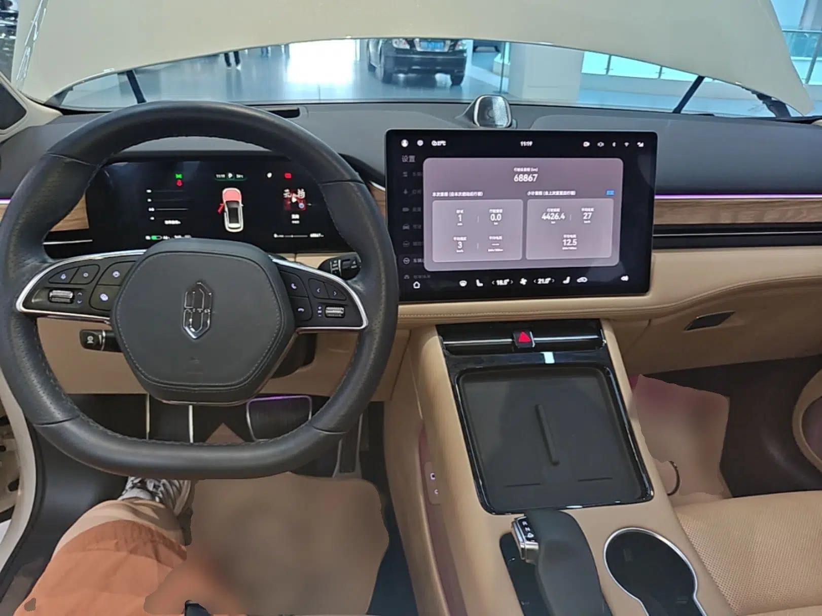 Hima AITO M5 2022 Pure Electric Rear-Drive Standard Edition — миниатюра 12