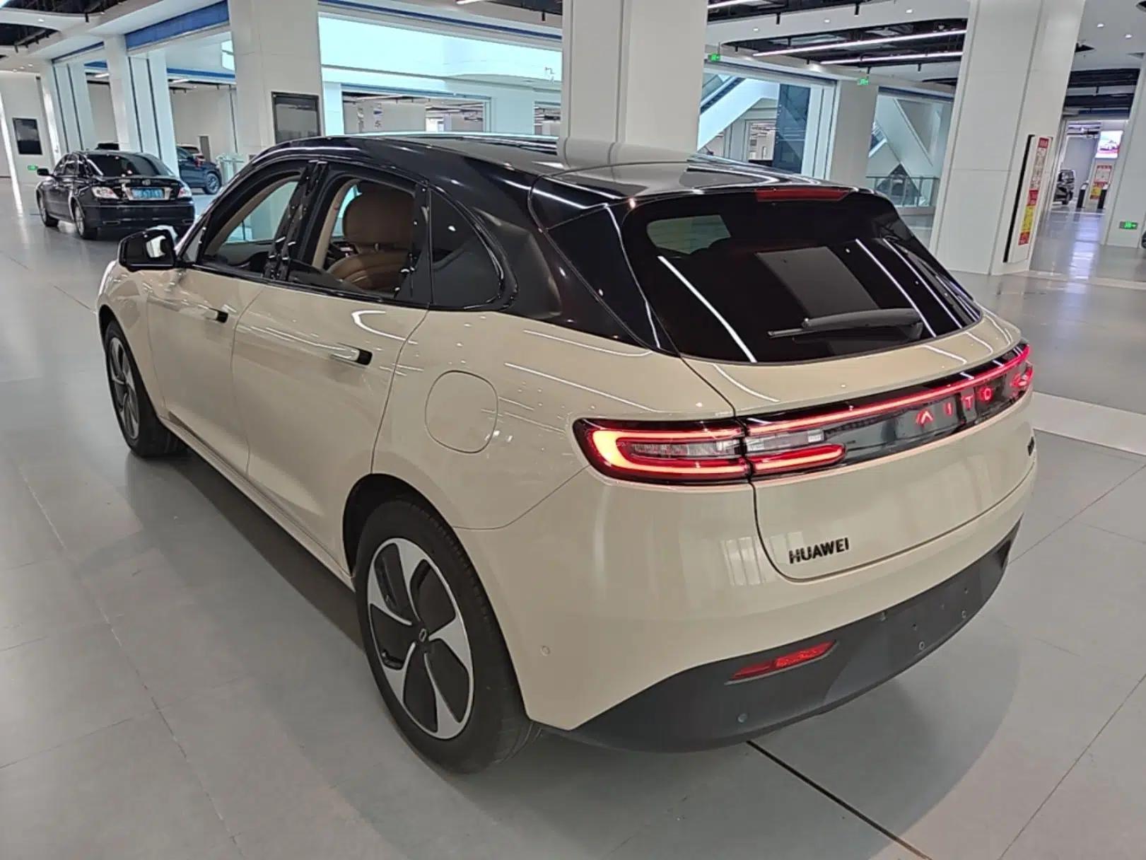 Hima AITO M5 2022 Pure Electric Rear-Drive Standard Edition — миниатюра 7