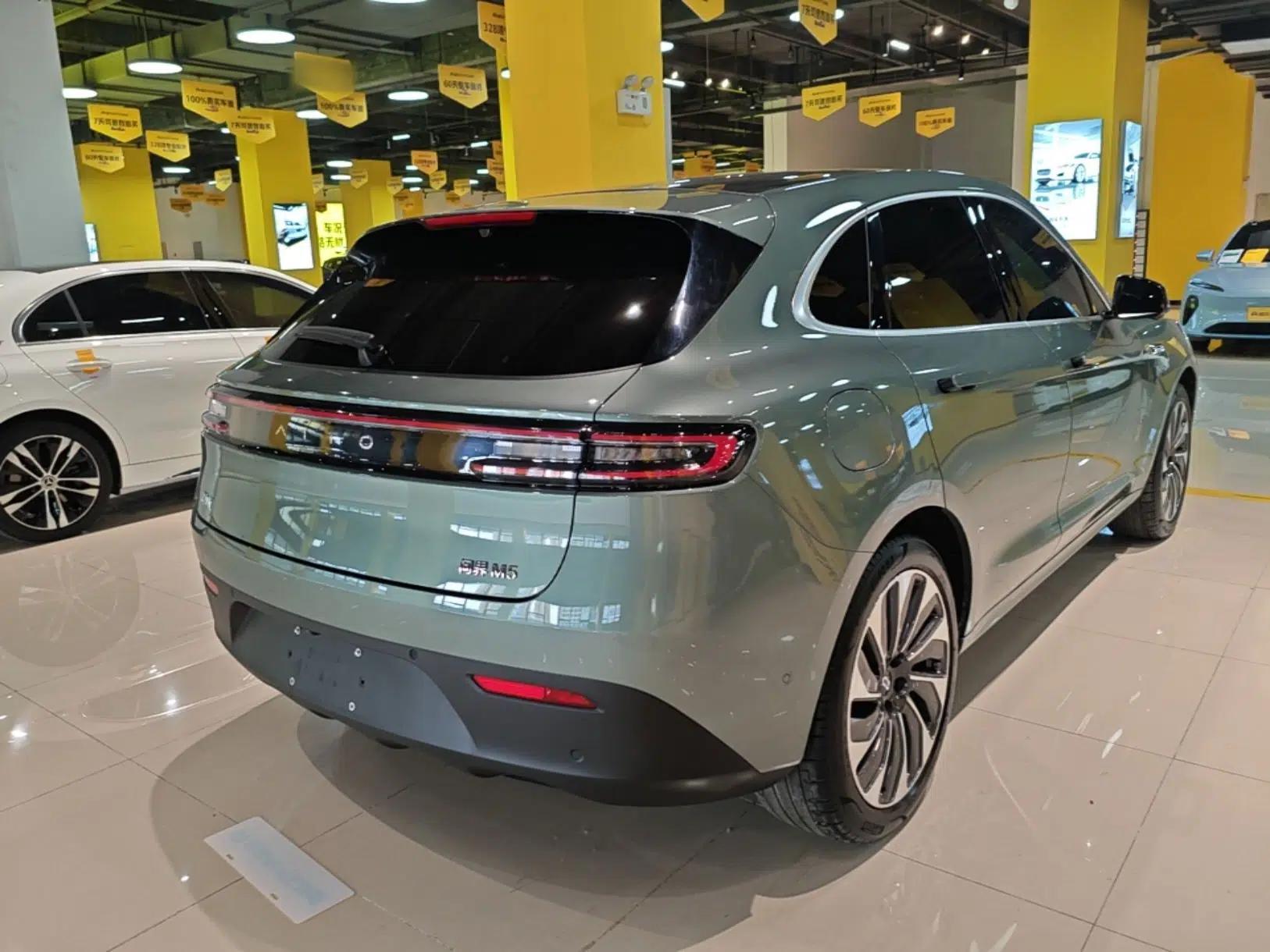 Hima AITO M5 2023 Extended-Range Four-Wheel Drive Intelligent Driving Version — миниатюра 6