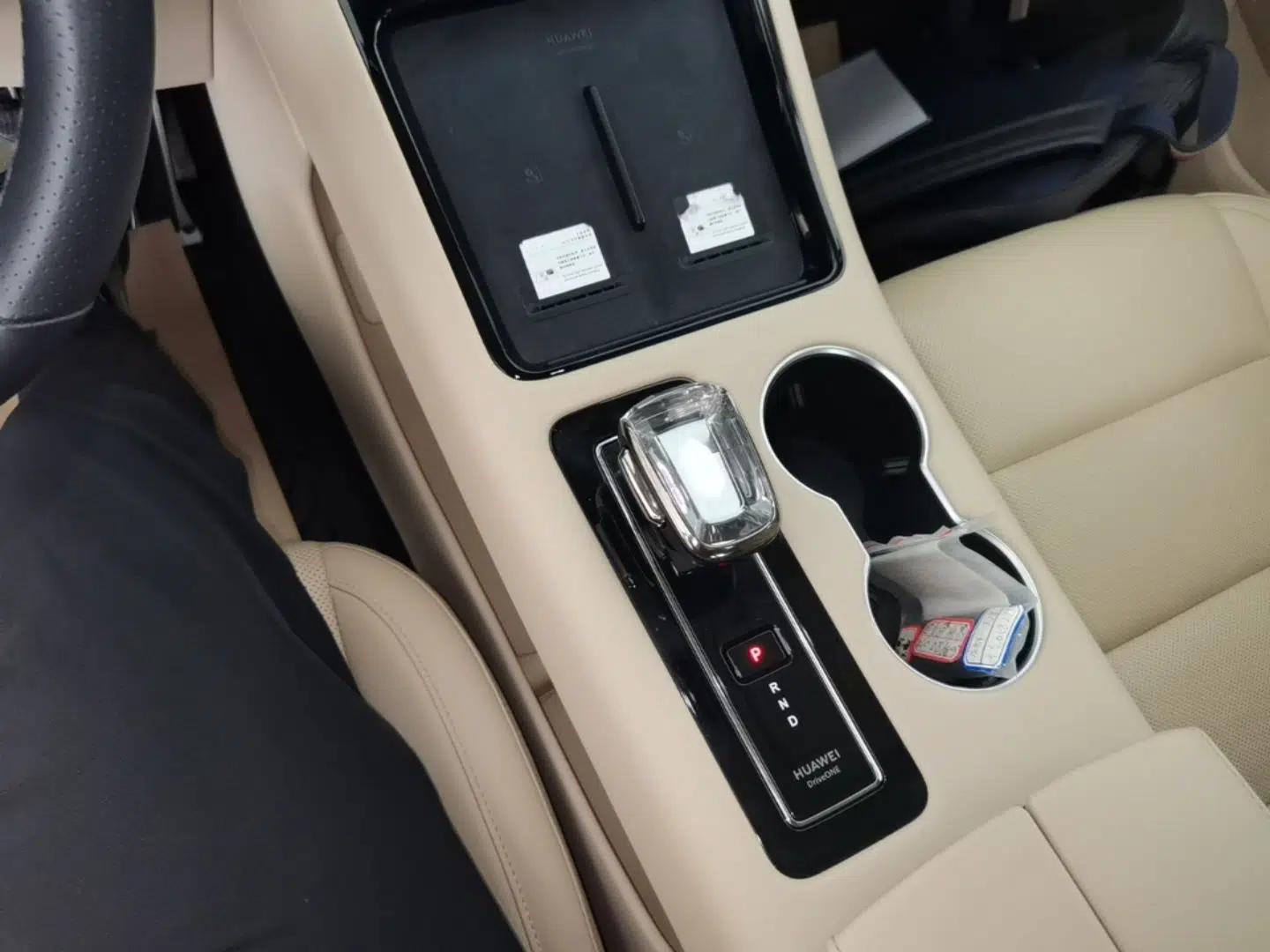 Hima AITO M5 2022 Pure Electric All-Wheel-Drive Performance Edition — миниатюра 17