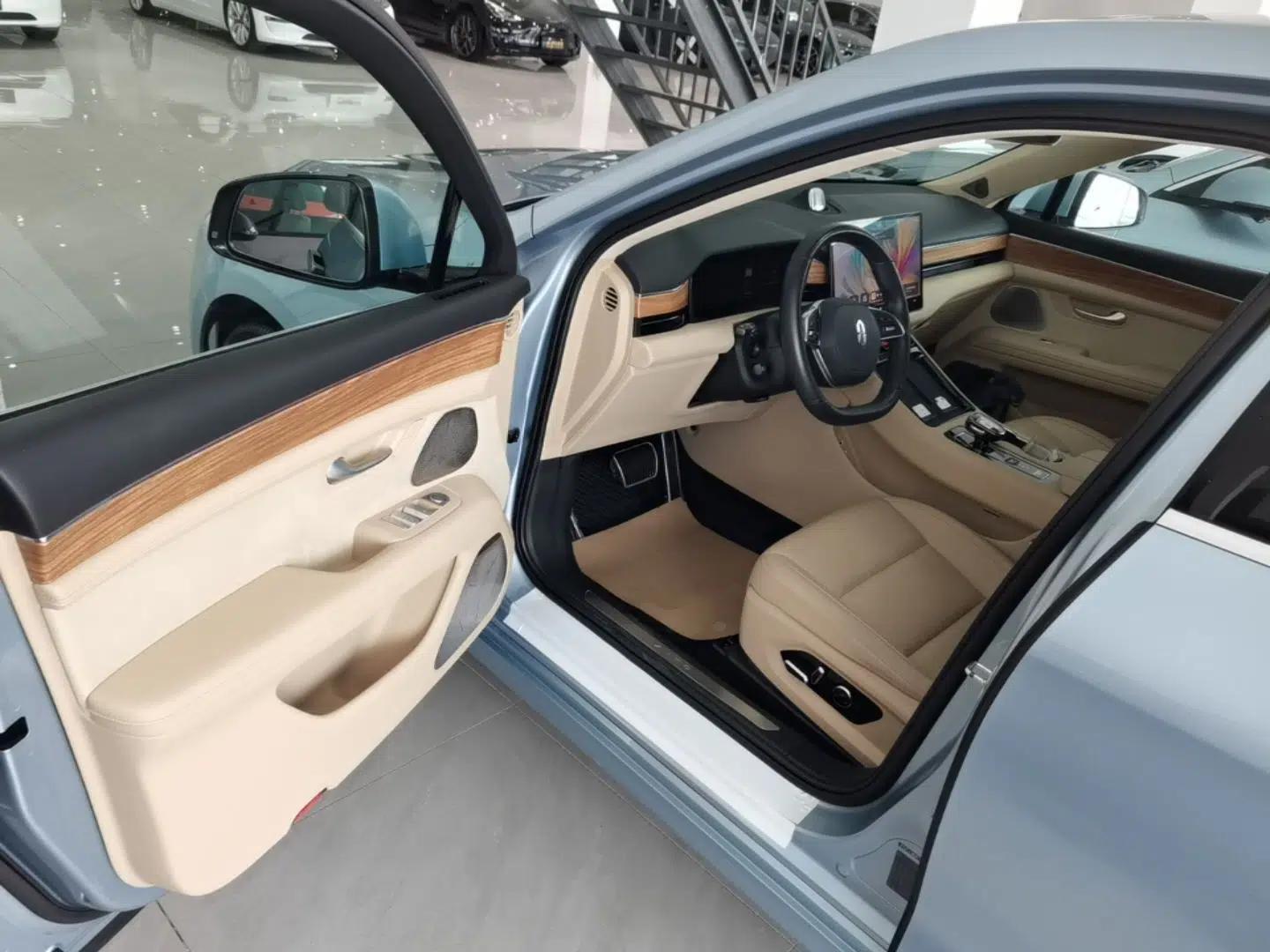 Hima AITO M5 2022 Pure Electric All-Wheel-Drive Performance Edition — миниатюра 19