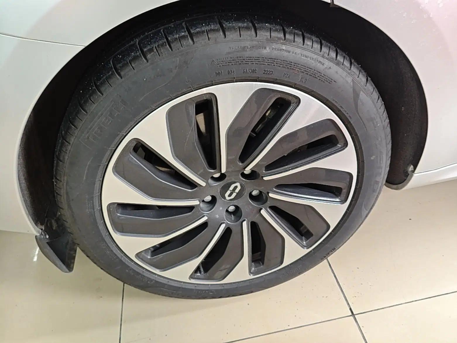 Hima AITO M5 2023 Extended-Range Rear-Drive Intelligent Driving Version — миниатюра 10
