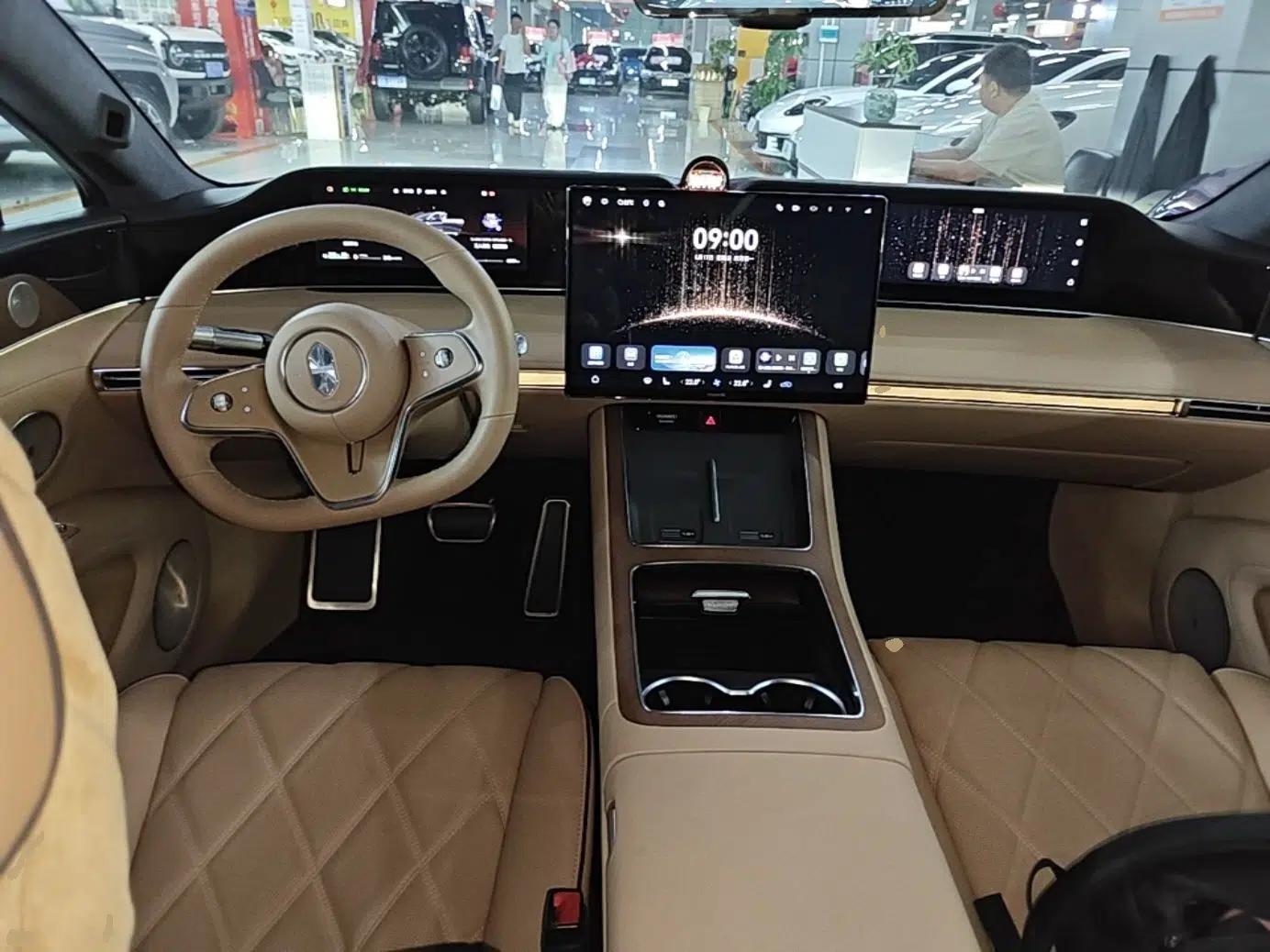 Hima Stelato S9 2026 Model Range-Extender Ultra, Rear-wheel Drive, 53kWh — миниатюра 13