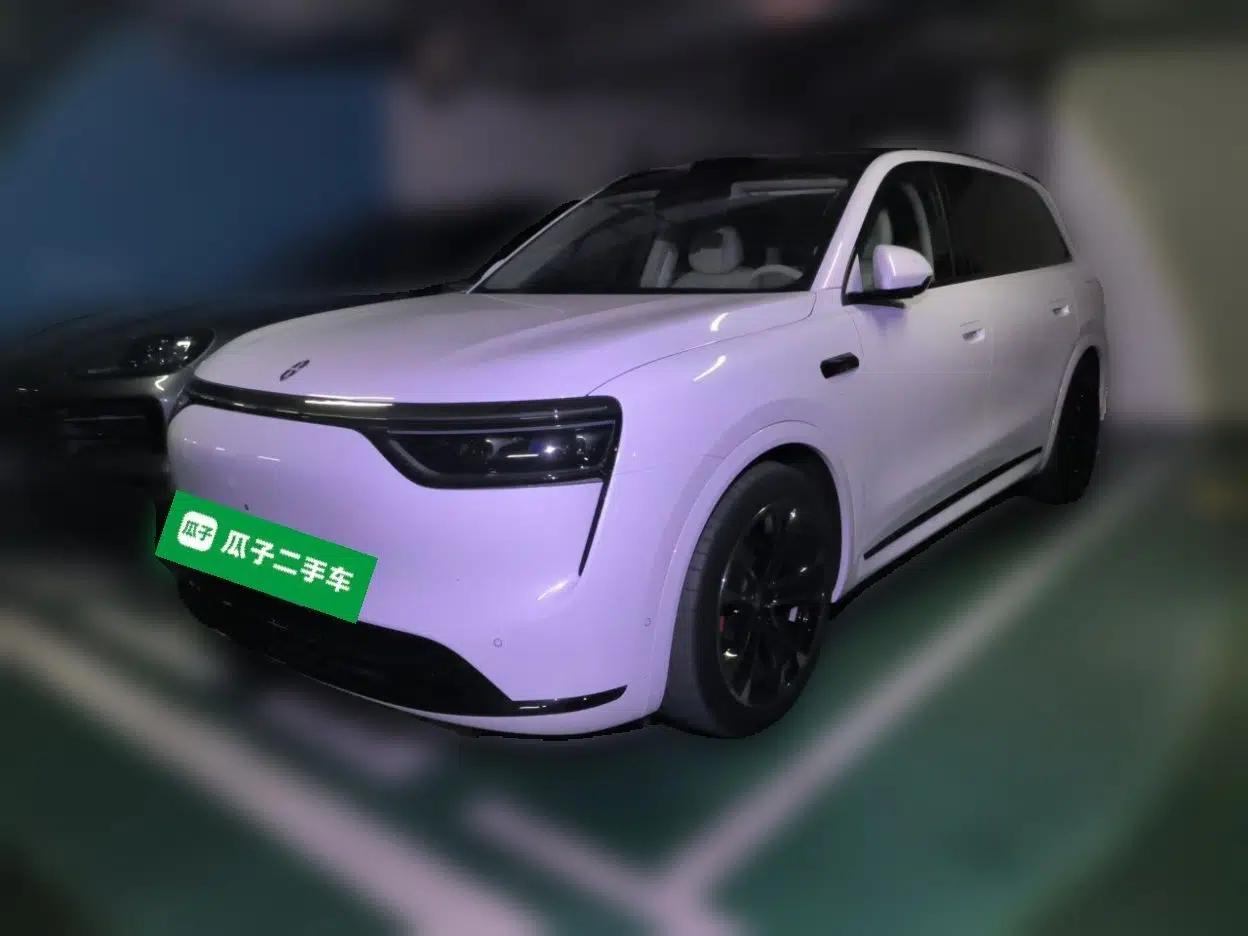 Hima AITO M8 2025 Extended-Range Ultra Version 53.4 kWh 5-Seater Edition — миниатюра 1