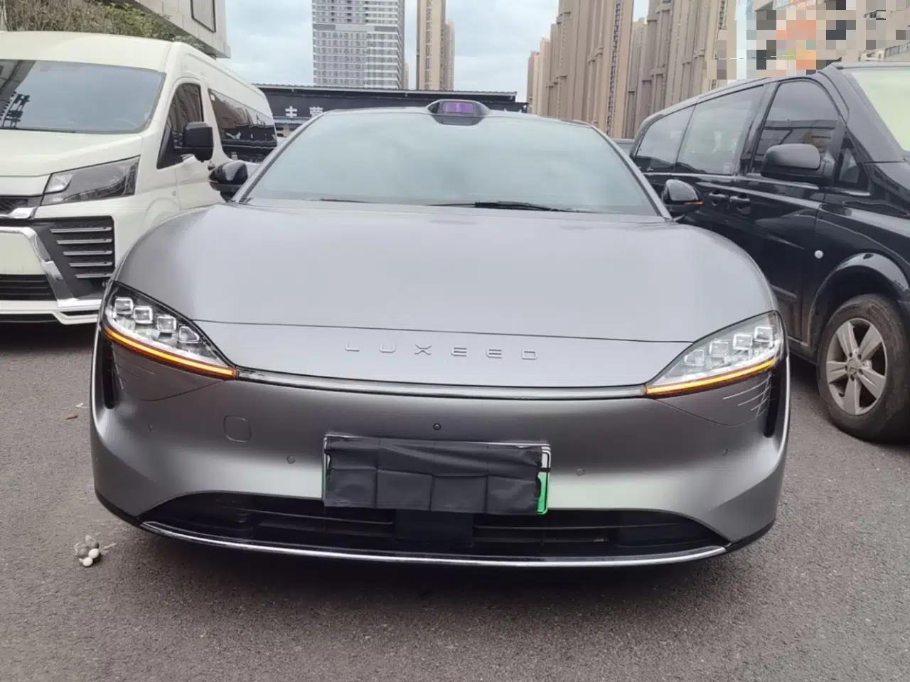 Hima Luxeed S7 2024 Max Rear-Drive Long-Range Intelligent Driving Version — миниатюра 2