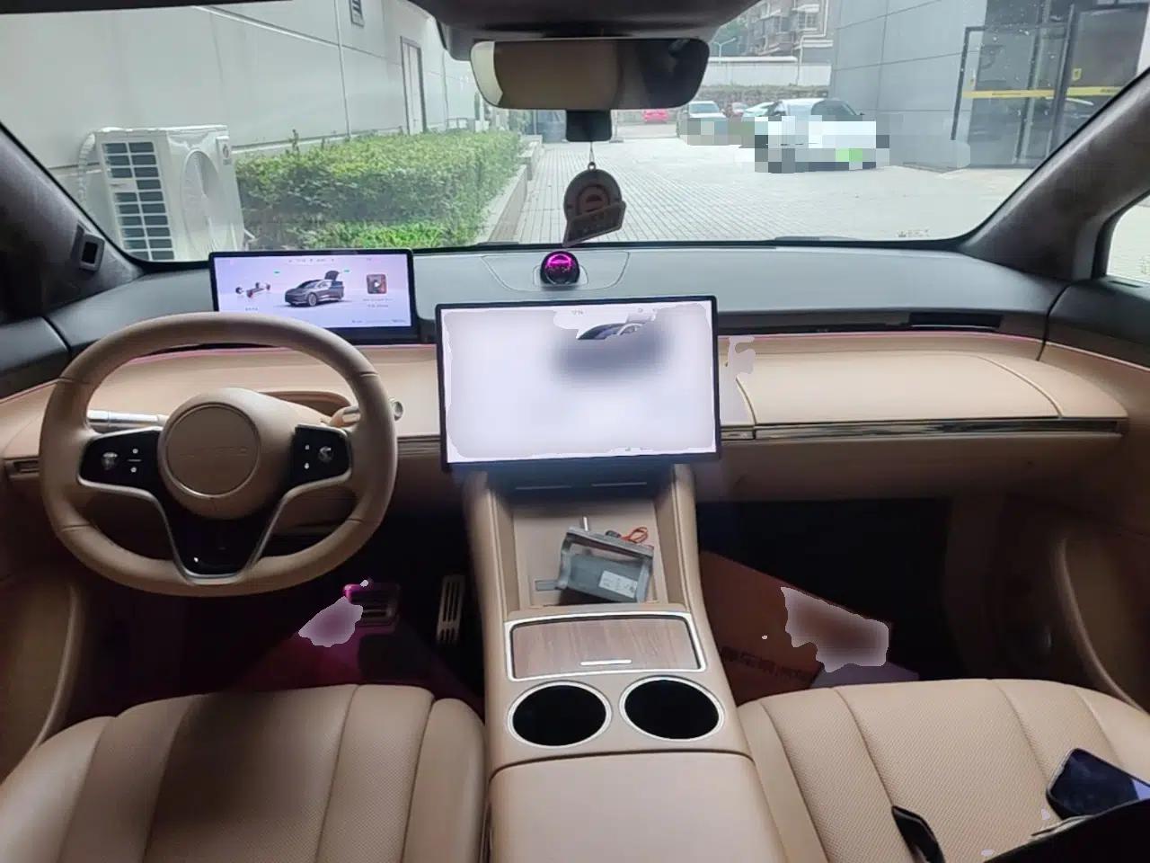 Hima Luxeed R7 2025 Extended-Range 331km Ultra — миниатюра 13