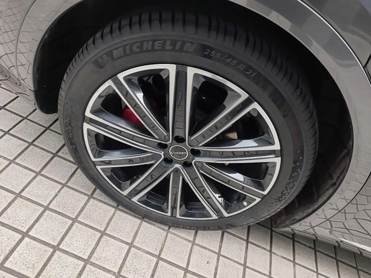 Hima Luxeed R7 2025 Extended-Range 331km Ultra — миниатюра 10
