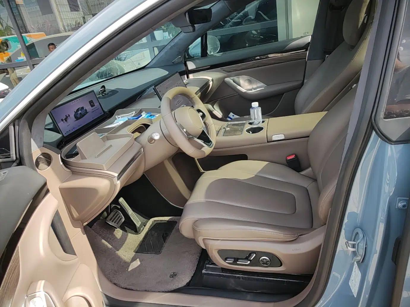 Hima Luxeed R7 2025 Range-Extended Version 251 km Max — миниатюра 18