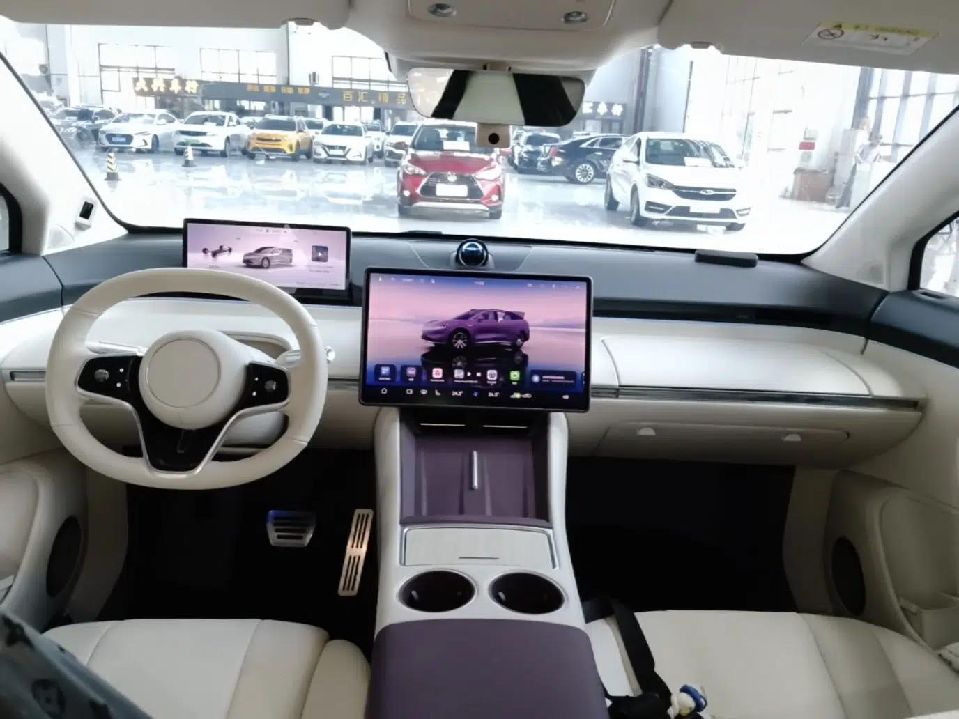 Hima Luxeed R7 2024 All-Electric 802 km Max — миниатюра 13