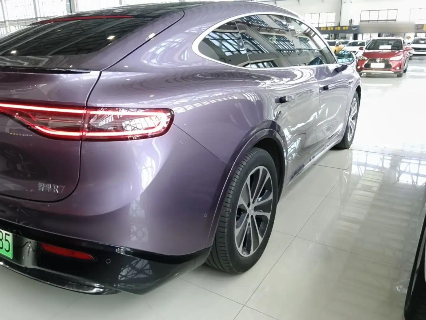 Hima Luxeed R7 2024 All-Electric 802 km Max — миниатюра 7