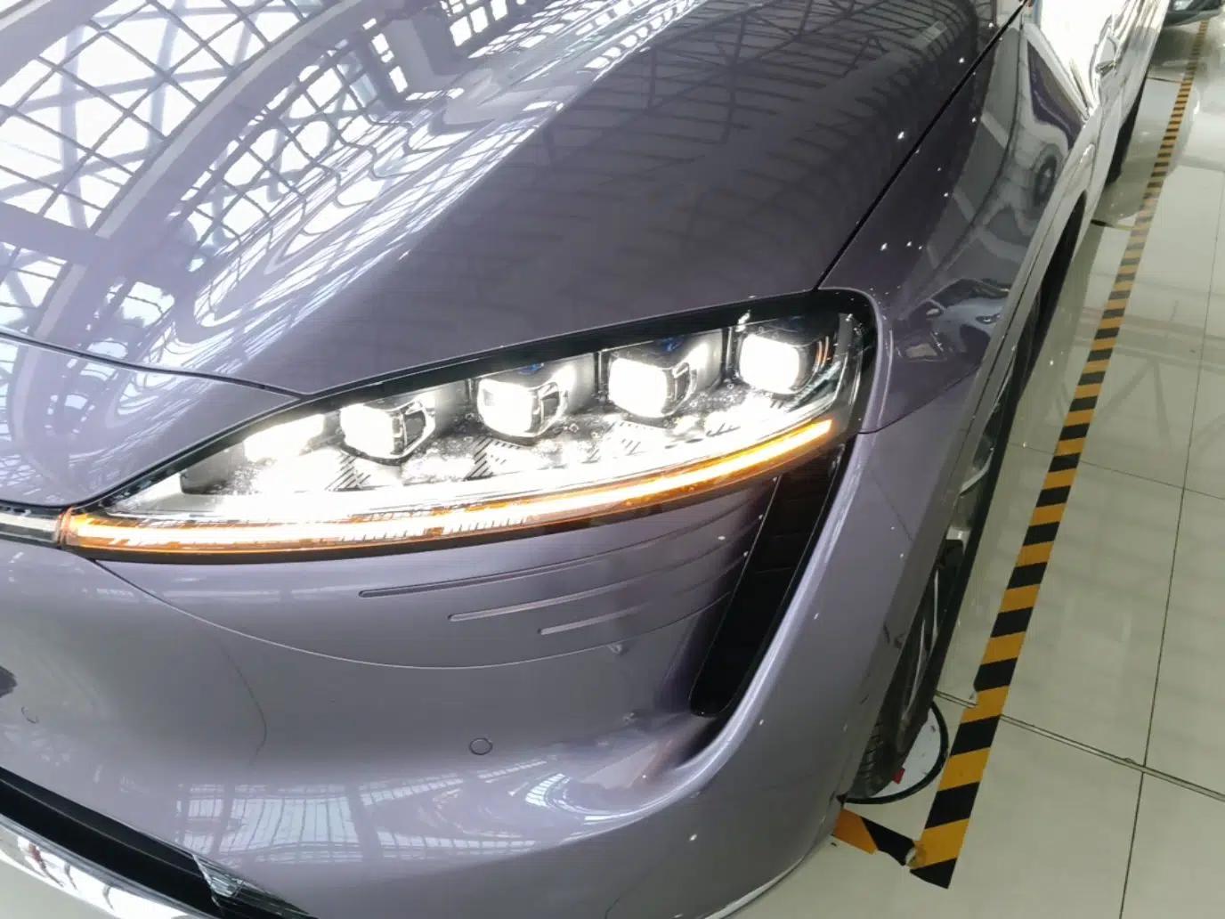 Hima Luxeed R7 2024 All-Electric 802 km Max — миниатюра 9