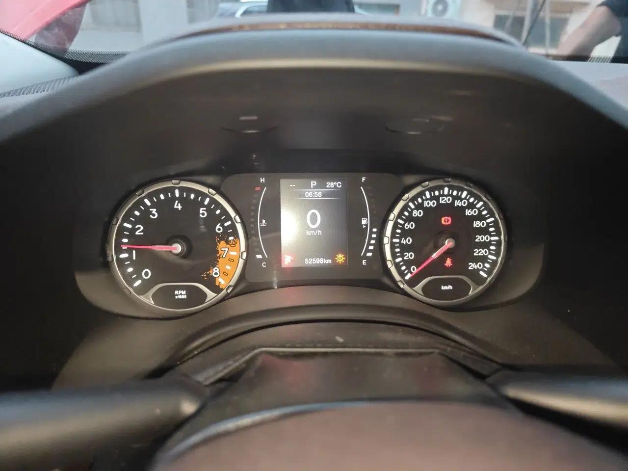 Jeep Renegade 2016 1.4T Automatic Jingneng Edition — миниатюра 12
