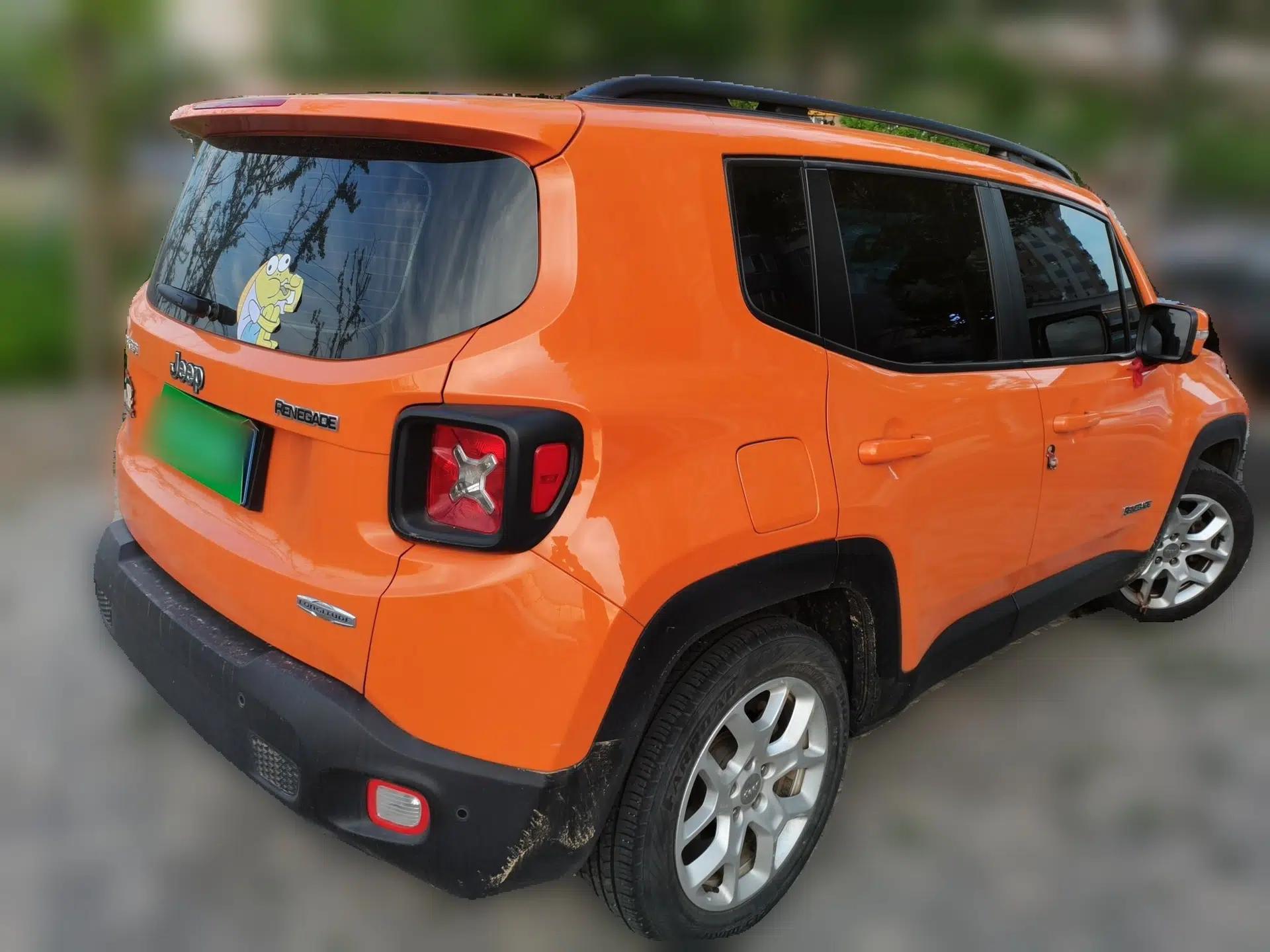 Jeep Renegade 2018 Connected Large Screen Version 180T Automatic High-Energy Edition — миниатюра 6