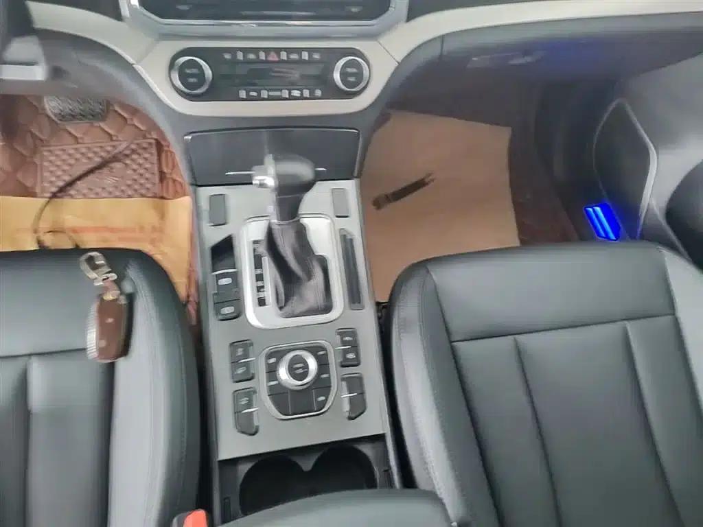 Haval H6 Coupe 2016 Blue Label 1.5T Automatic 2WD Elite — миниатюра 14