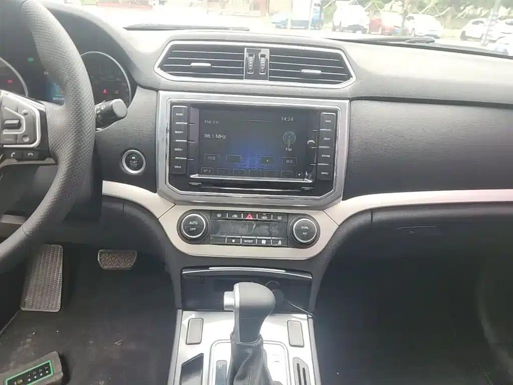 Haval H6 Coupe 2016 Blue Label 1.5T Automatic 2WD Urban Edition — миниатюра 13