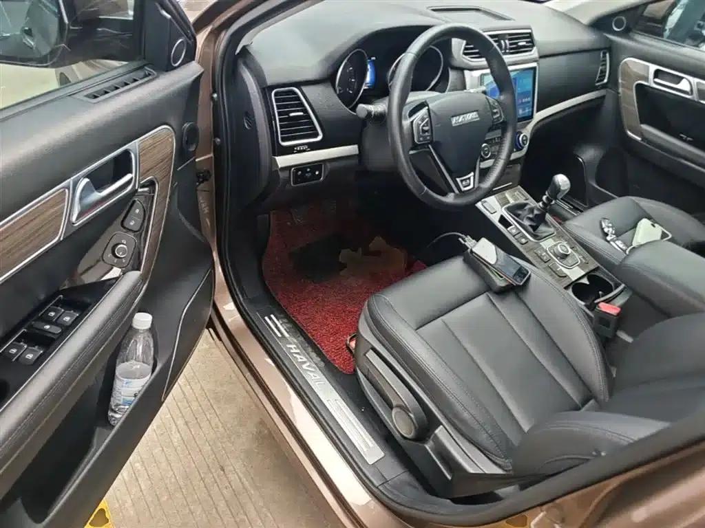 Haval H6 Coupe 2016 Blue Label 1.5T Manual 2WD Urban Edition — миниатюра 16