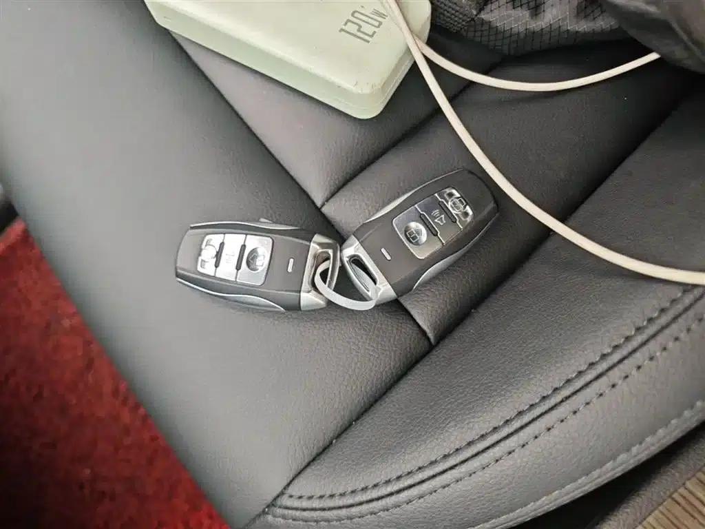 Haval H6 Coupe 2016 Blue Label 1.5T Manual 2WD Urban Edition — миниатюра 9
