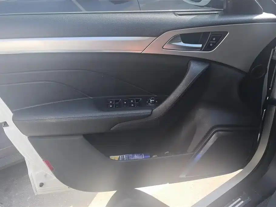 Haval H7 2017 Red Label H7 2.0T Automatic Premium Edition — миниатюра 7
