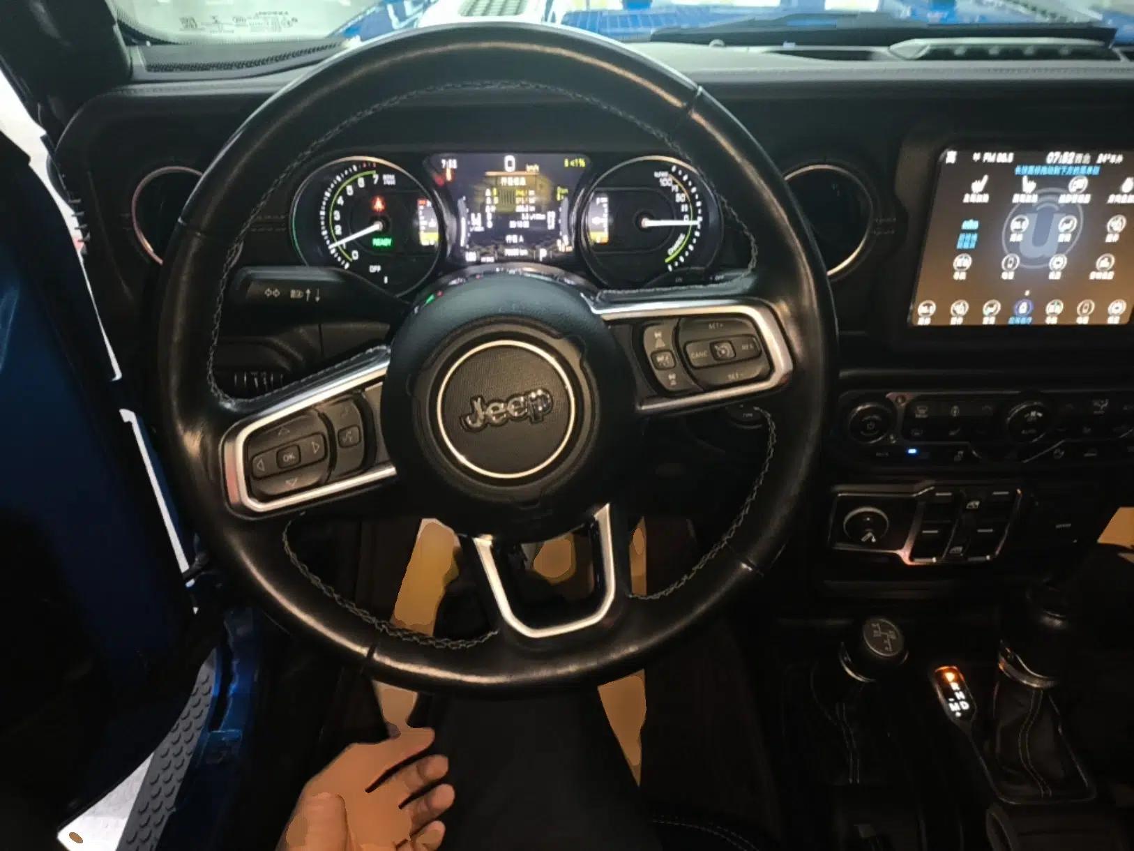 Jeep Wrangler New Energy 2021 Four-Door 2.0T 4xe Sahara — миниатюра 12