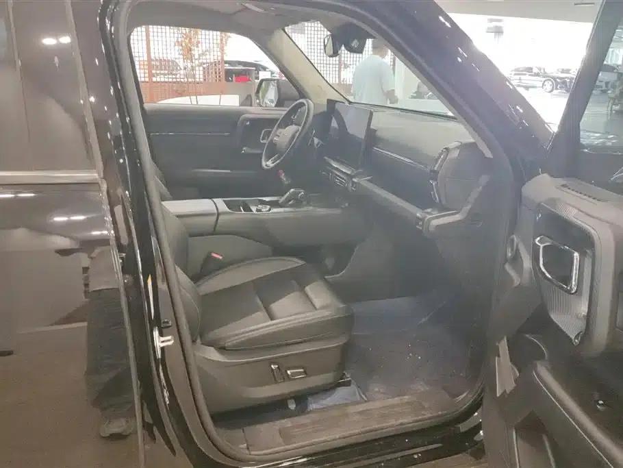 Haval Big Dog PLUS 2023 2.0T 4WD Trendy Wild Plus — миниатюра 8