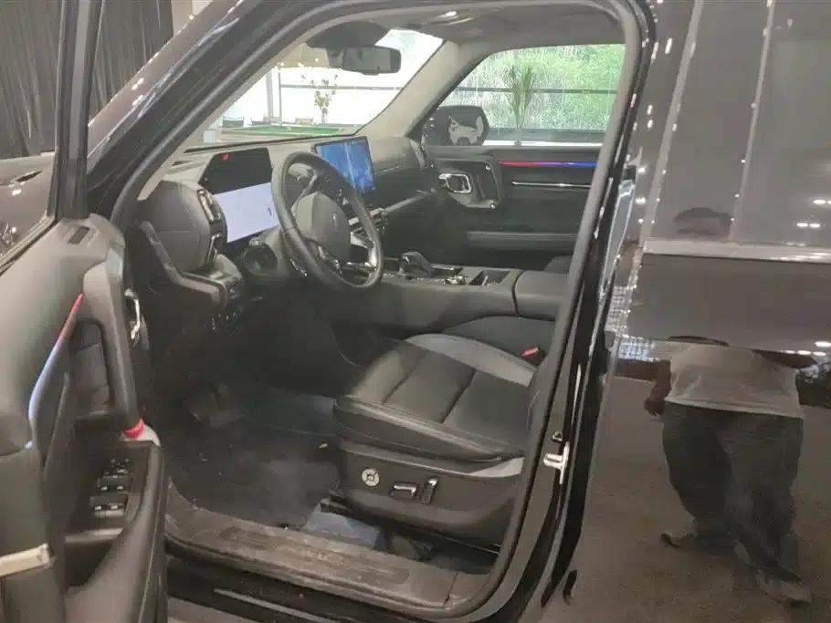Haval Big Dog PLUS 2023 2.0T 4WD Trendy Wild Plus — миниатюра 9