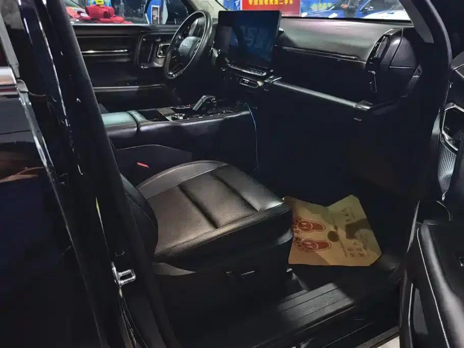 Haval Big Dog PLUS 2023 2.0T 2WD Trendy Wild Edition Plus — миниатюра 8