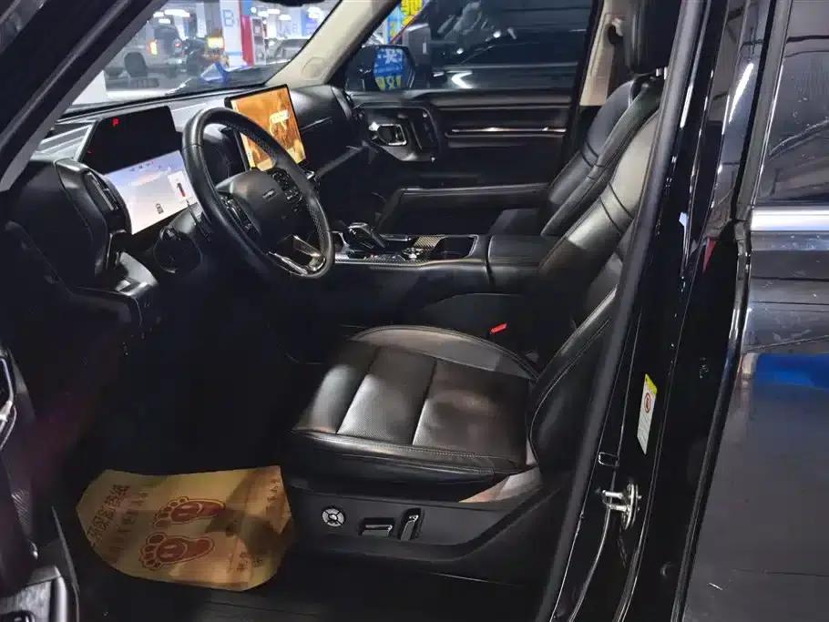 Haval Big Dog PLUS 2023 2.0T 2WD Trendy Wild Edition Plus — миниатюра 9