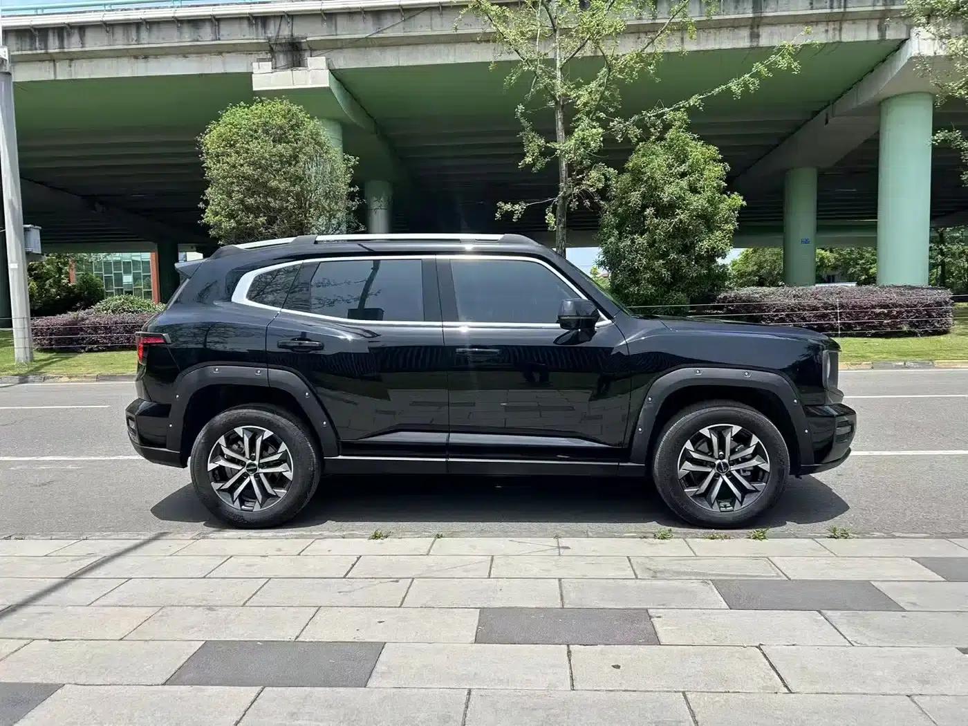 Haval Big Dog PLUS 2023 1.5T 2WD Trendy Wild Edition Plus — миниатюра 4