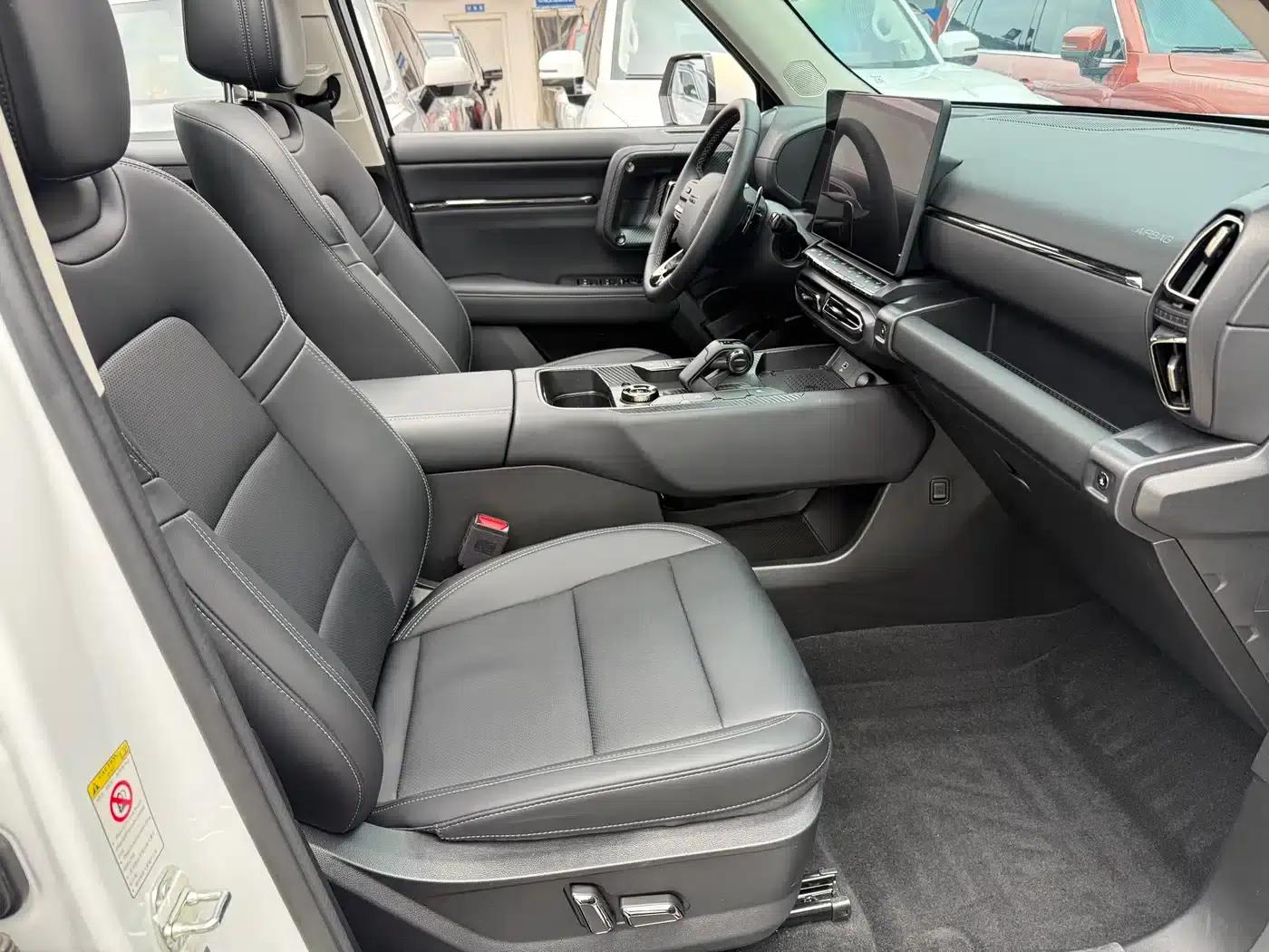 Haval Big Dog PLUS 2023 1.5T 2WD Trendy Wild Edition Plus — миниатюра 10