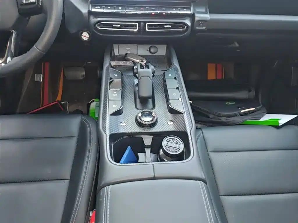 Haval Big Dog PLUS 2023 2.0T 2WD Trendy Wild Edition Plus — миниатюра 14