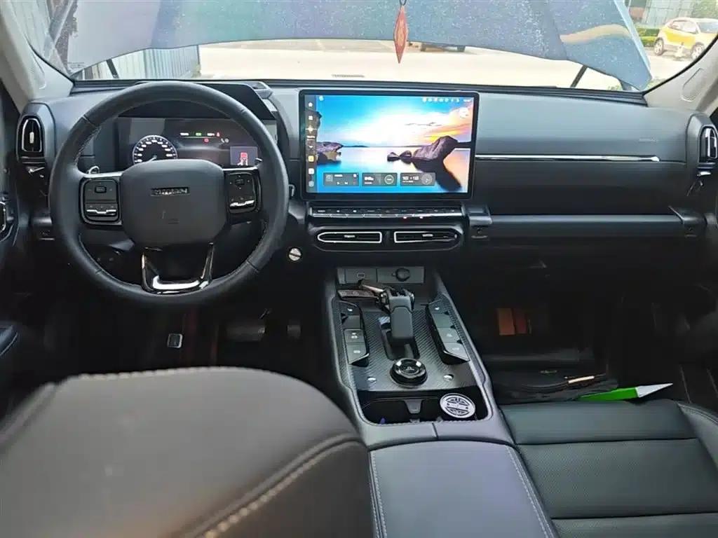 Haval Big Dog PLUS 2023 2.0T 2WD Trendy Wild Edition Plus — миниатюра 10
