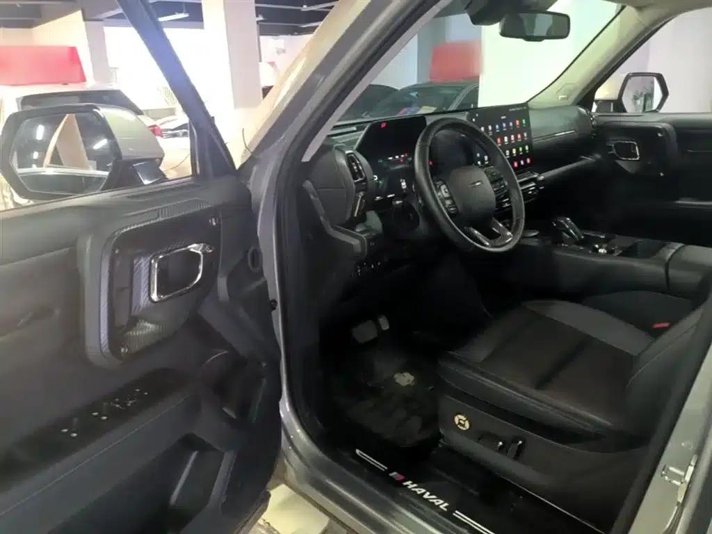 Haval Big Dog PLUS 2023 1.5T 2WD Trendy Wild Edition Plus — миниатюра 16