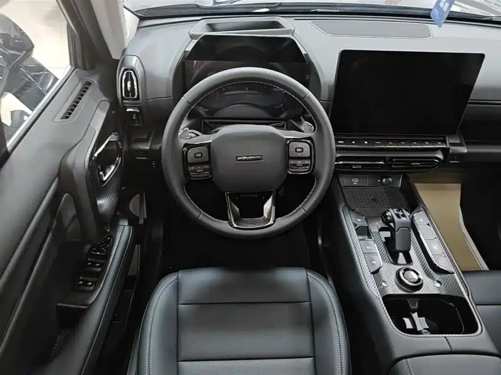 Haval Big Dog PLUS 2023 1.5T 2WD Trendy Wild Edition Plus — миниатюра 11