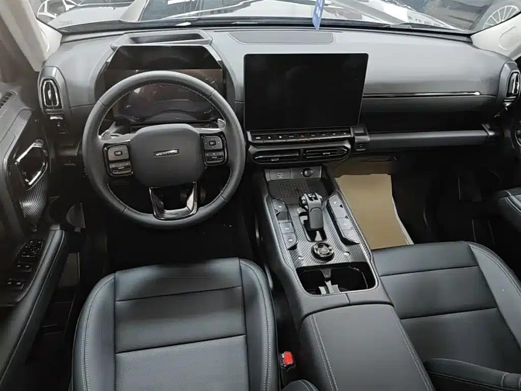 Haval Big Dog PLUS 2023 1.5T 2WD Trendy Wild Edition Plus — миниатюра 10