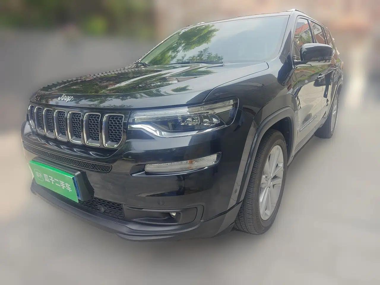 Jeep Grand Commander 2020 2.0T Two-Wheel Drive Leading Edition — миниатюра 1