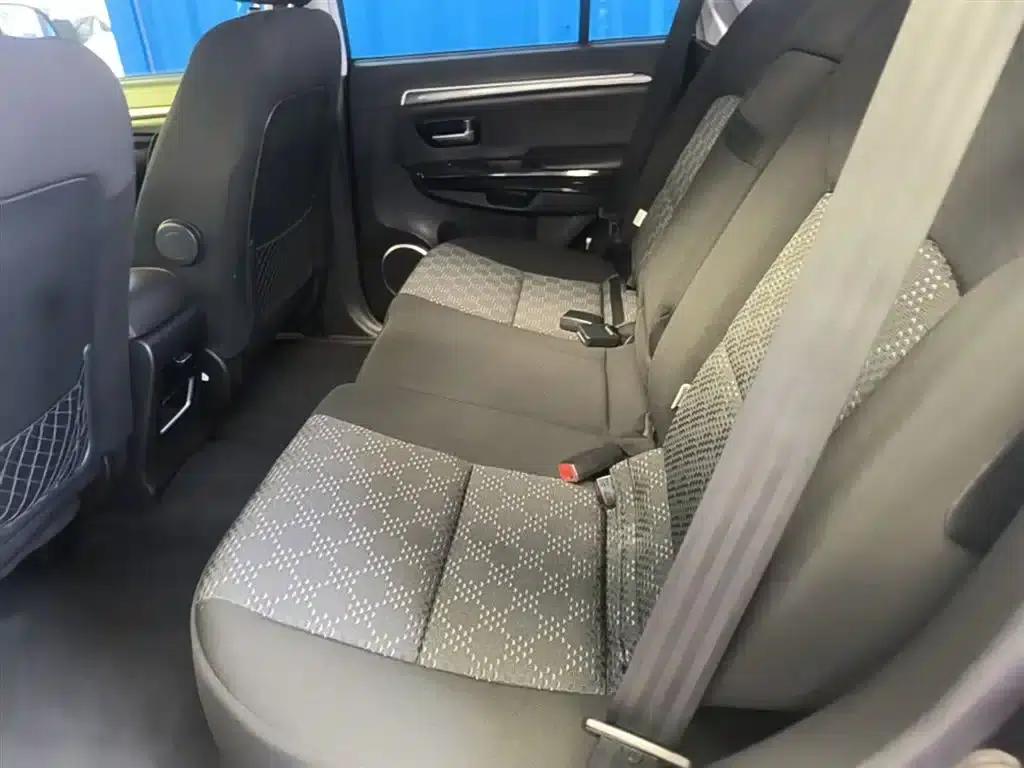 Haval H5 Classic 2013 Smart Edition Green Static 2.0T Manual 4WD Entry-level — миниатюра 17