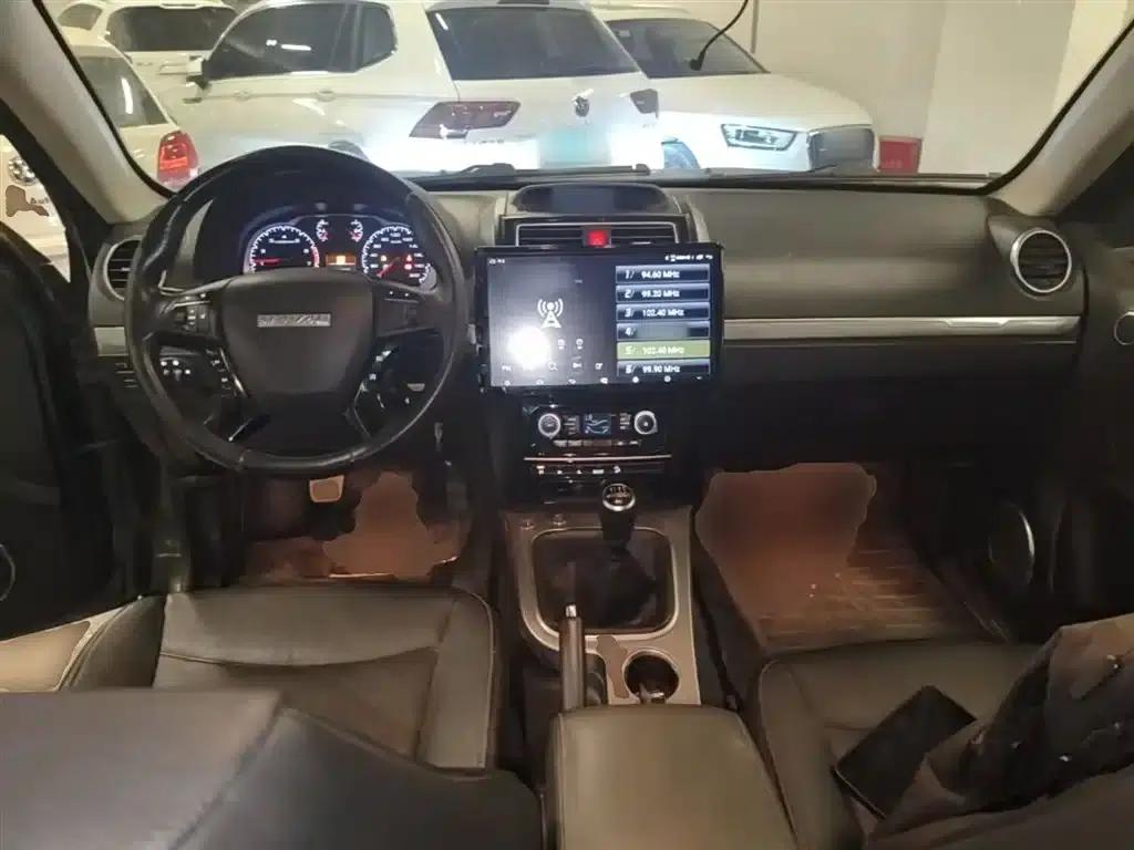 Haval H5 Classic 2016 Classic Edition 2.0T Manual 4WD Elite — миниатюра 16