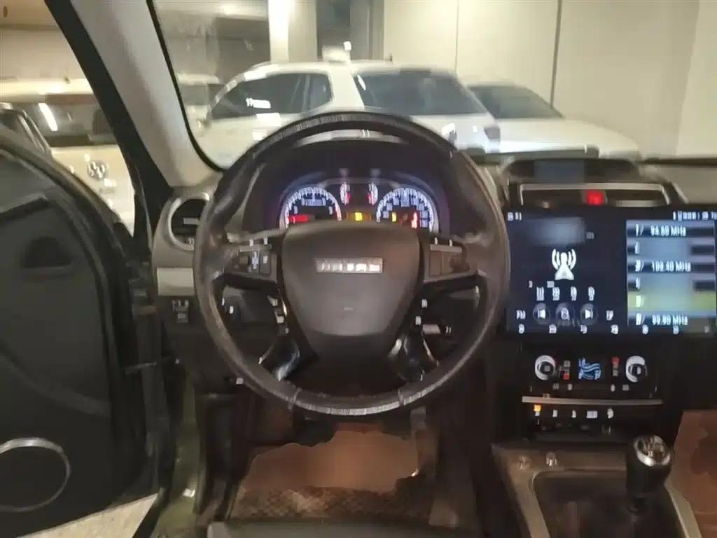 Haval H5 Classic 2016 Classic Edition 2.0T Manual 4WD Elite — миниатюра 17