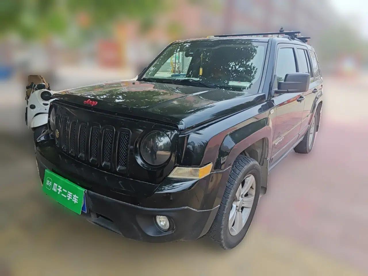 Jeep Patriot 2014 2.4L Sport Edition — миниатюра 1