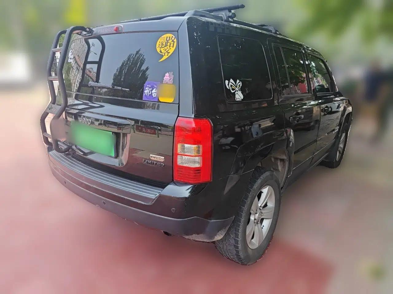 Jeep Patriot 2014 2.4L Sport Edition — миниатюра 6