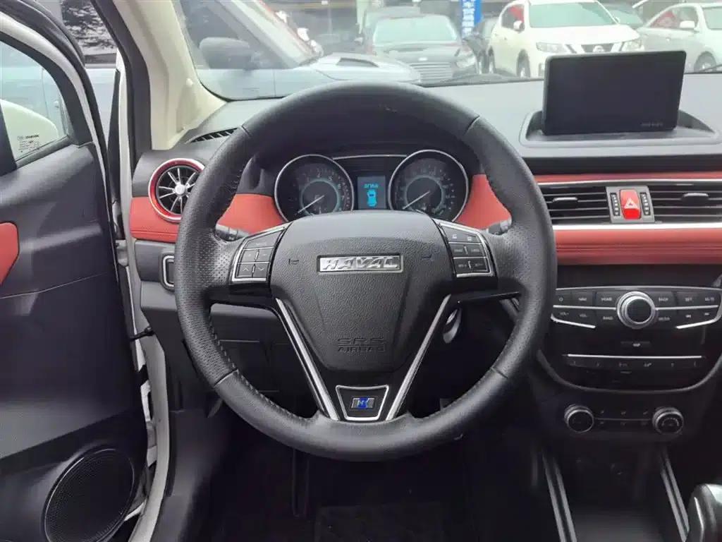 Haval H1 2016 Blue Label 1.5L AMT Luxury — миниатюра 11