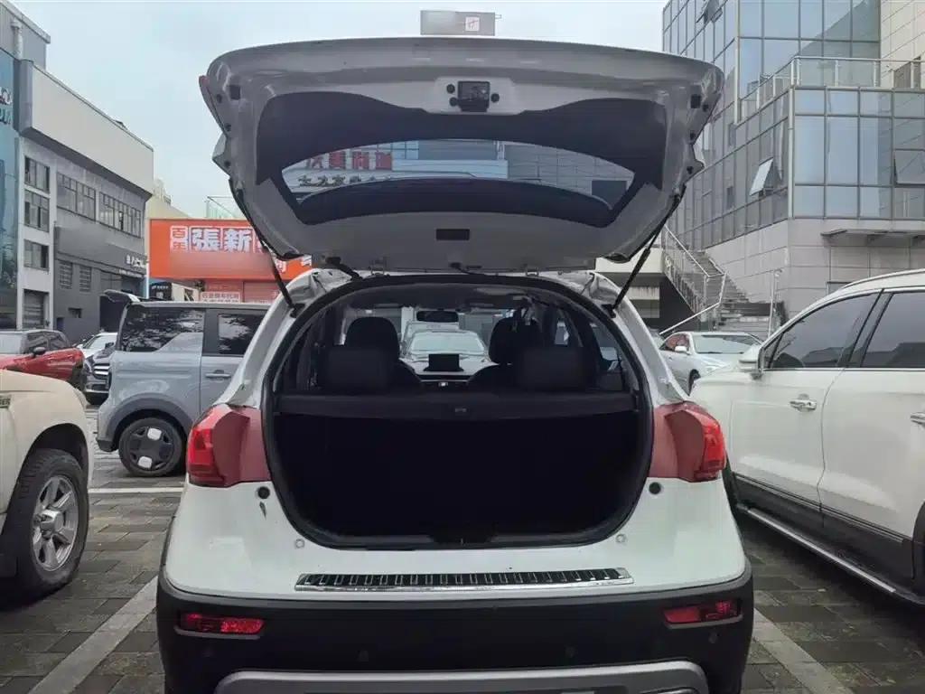 Haval H1 2016 Blue Label 1.5L AMT Luxury — миниатюра 19