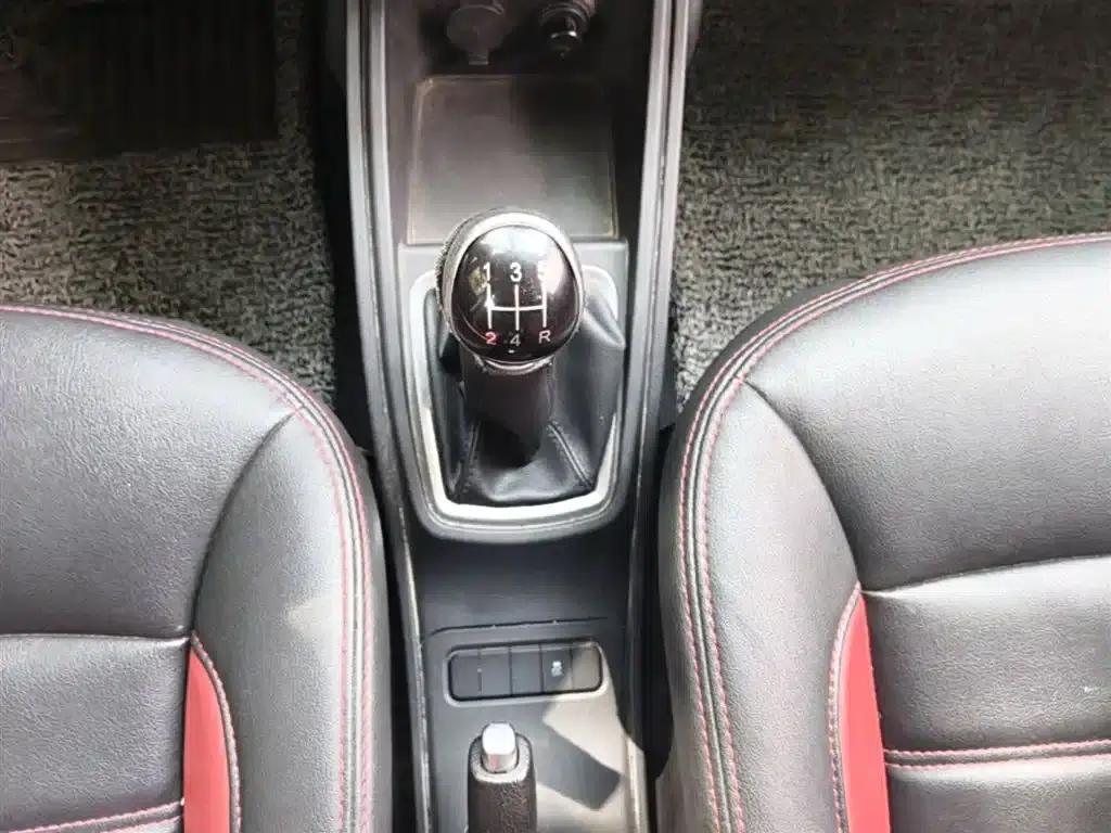 Haval H1 2015 1.5L Manual Deluxe Edition — миниатюра 14