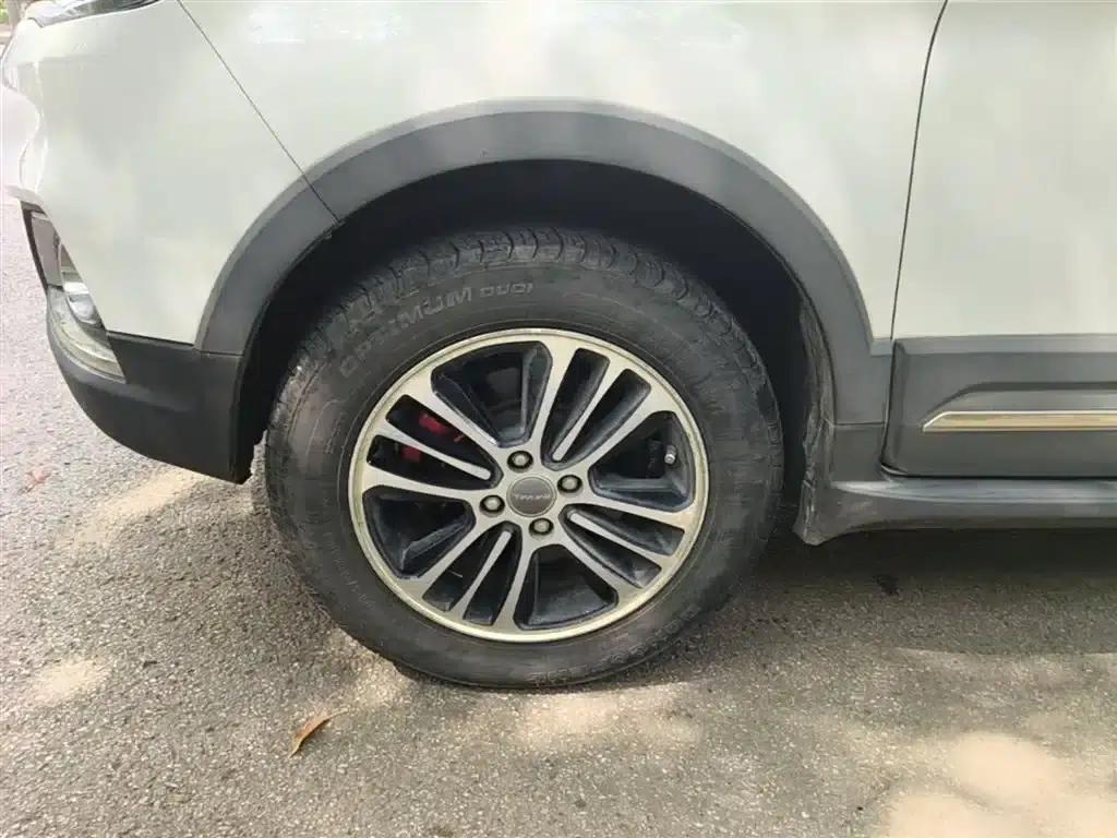 Haval H1 2015 1.5L Manual Deluxe Edition — миниатюра 23