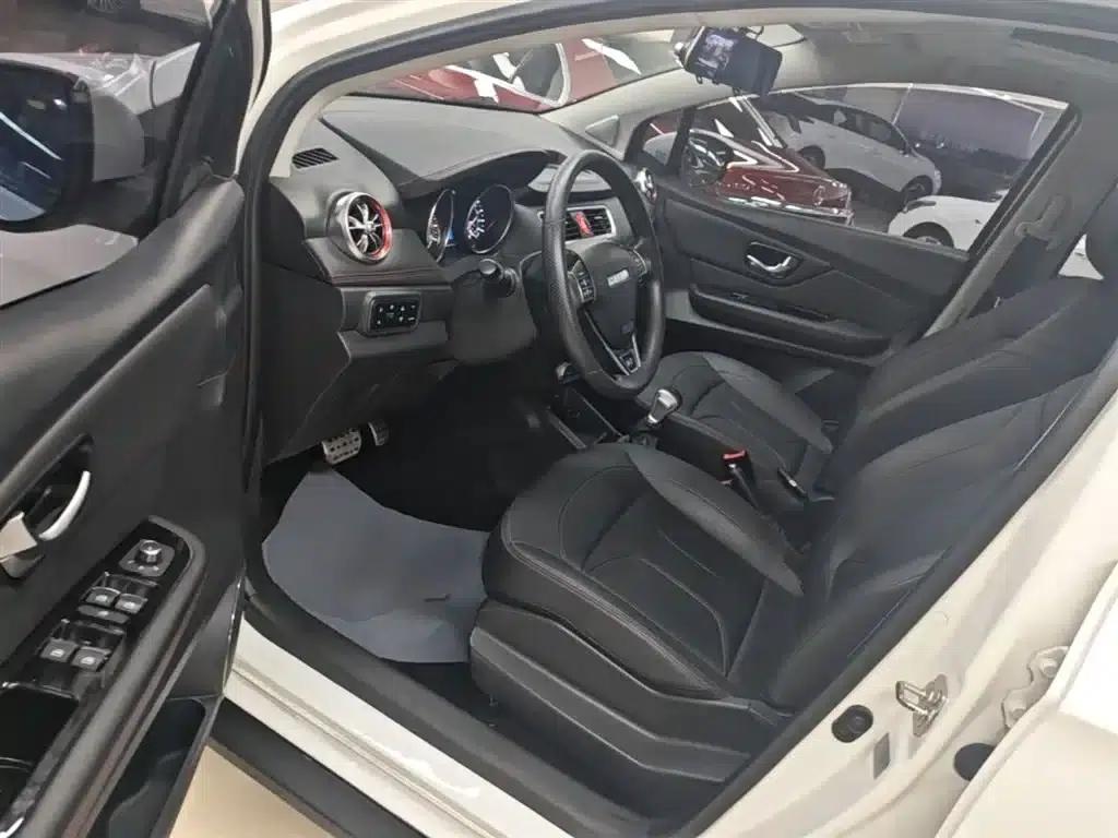 Haval H1 2017 Blue Label 1.5L AMT Standard Edition — миниатюра 16
