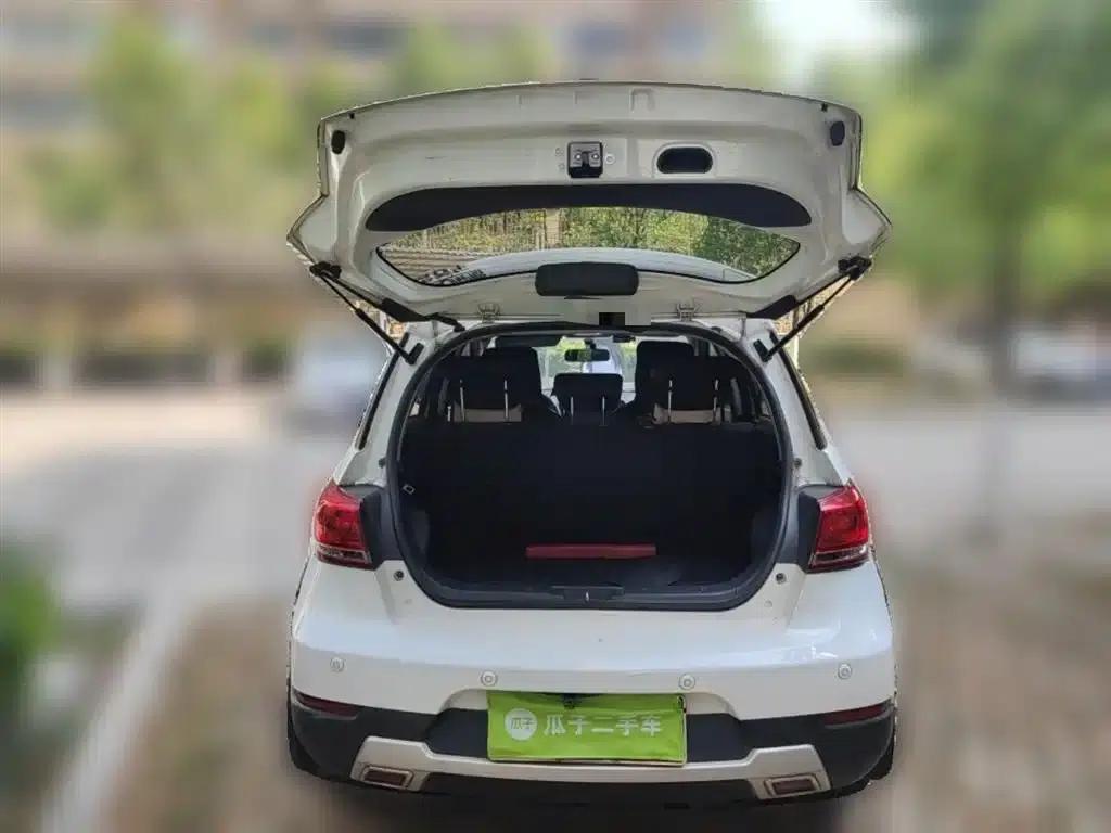 Haval H1 2016 Red Label 1.5L AMT Comfort — миниатюра 10
