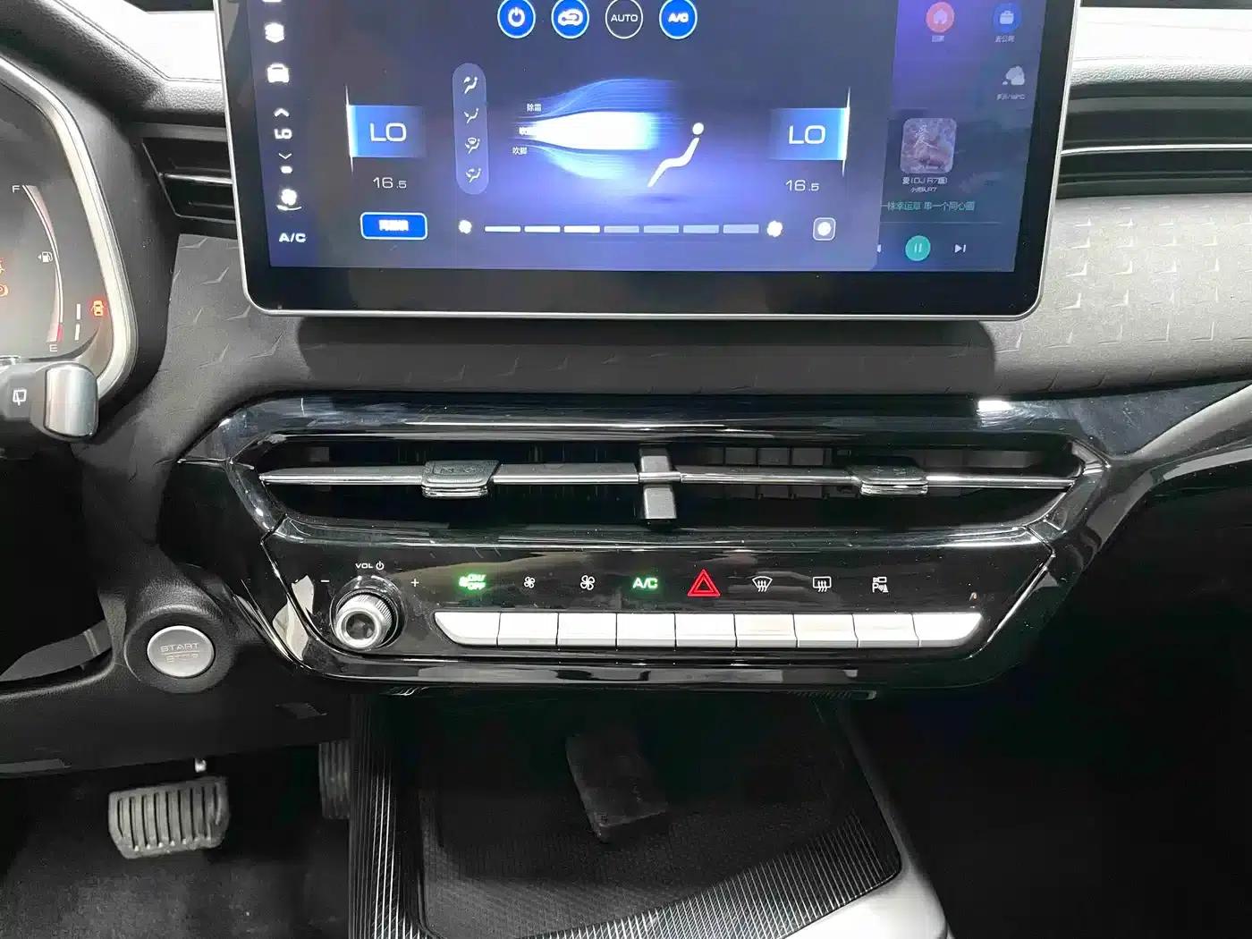 Haval Chitu 2022 Enjoy Edition 1.5T Bronze Rabbit — миниатюра 17