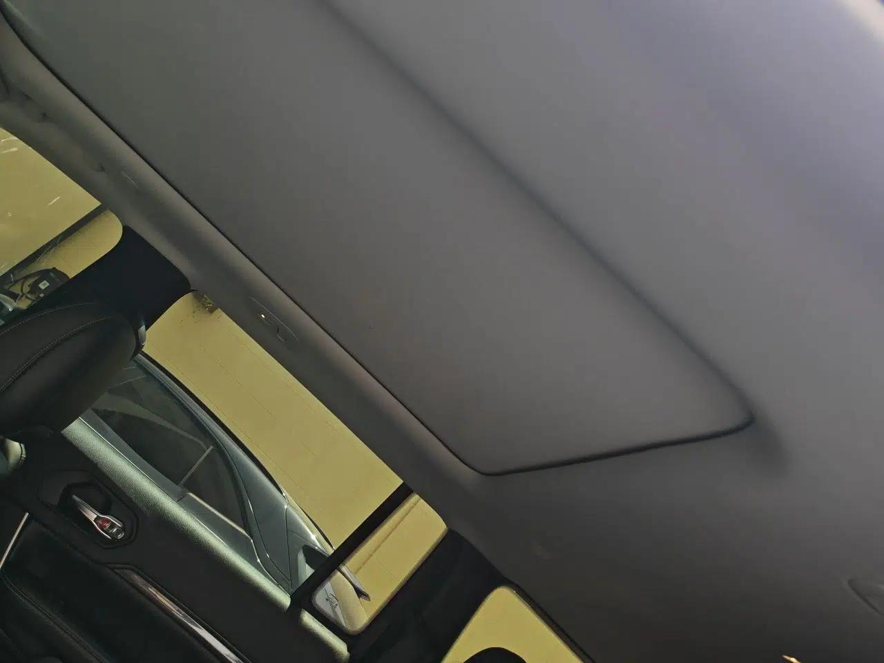 Jeep Commander PHEV 2020 2.0T Plug-in Hybrid Enjoyment Version — миниатюра 19