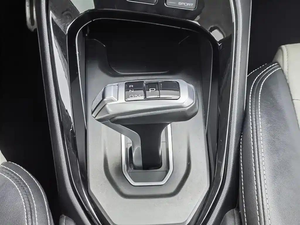 Haval H2s 2017 Red Label 1.5T Dual-Clutch Luxury Edition — миниатюра 13